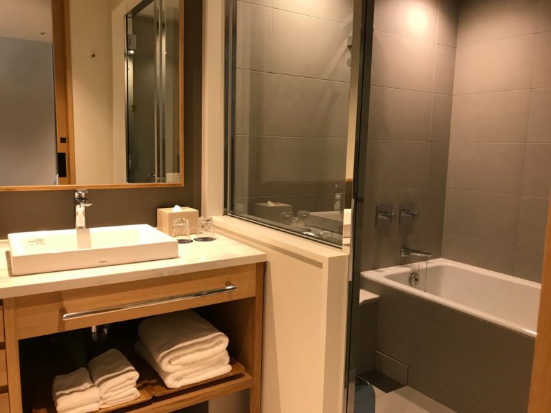 都ホテル博多の客室、バスルーム